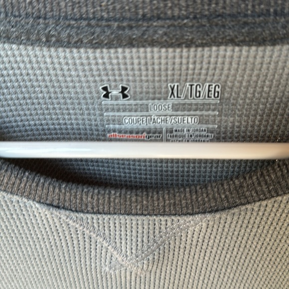 Under Armour long sleeve shirt - Picture 3 of 7